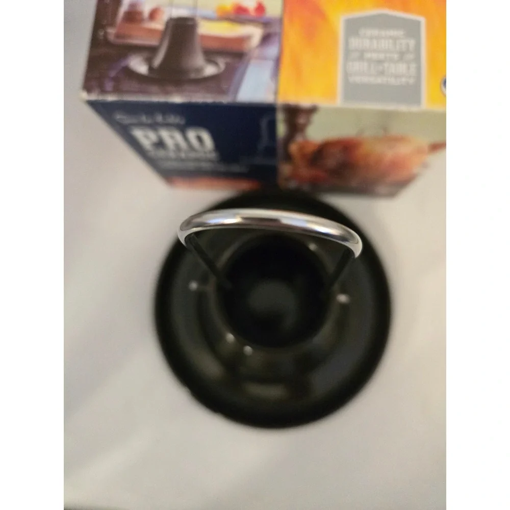 Sur La Table Pro Ceramic Chicken‎ Roaster Flame-Friendly Grill Cookware Black